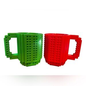 Set of 2 LEGO Build-On Red/Green Mugs 12oz BPA Free Plastic Building Blocks Cups
